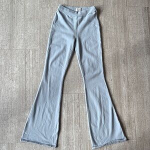 Aritzia blue knit wide leg pants XXS | cool girl vibe, retro, y2k, travel, WFH